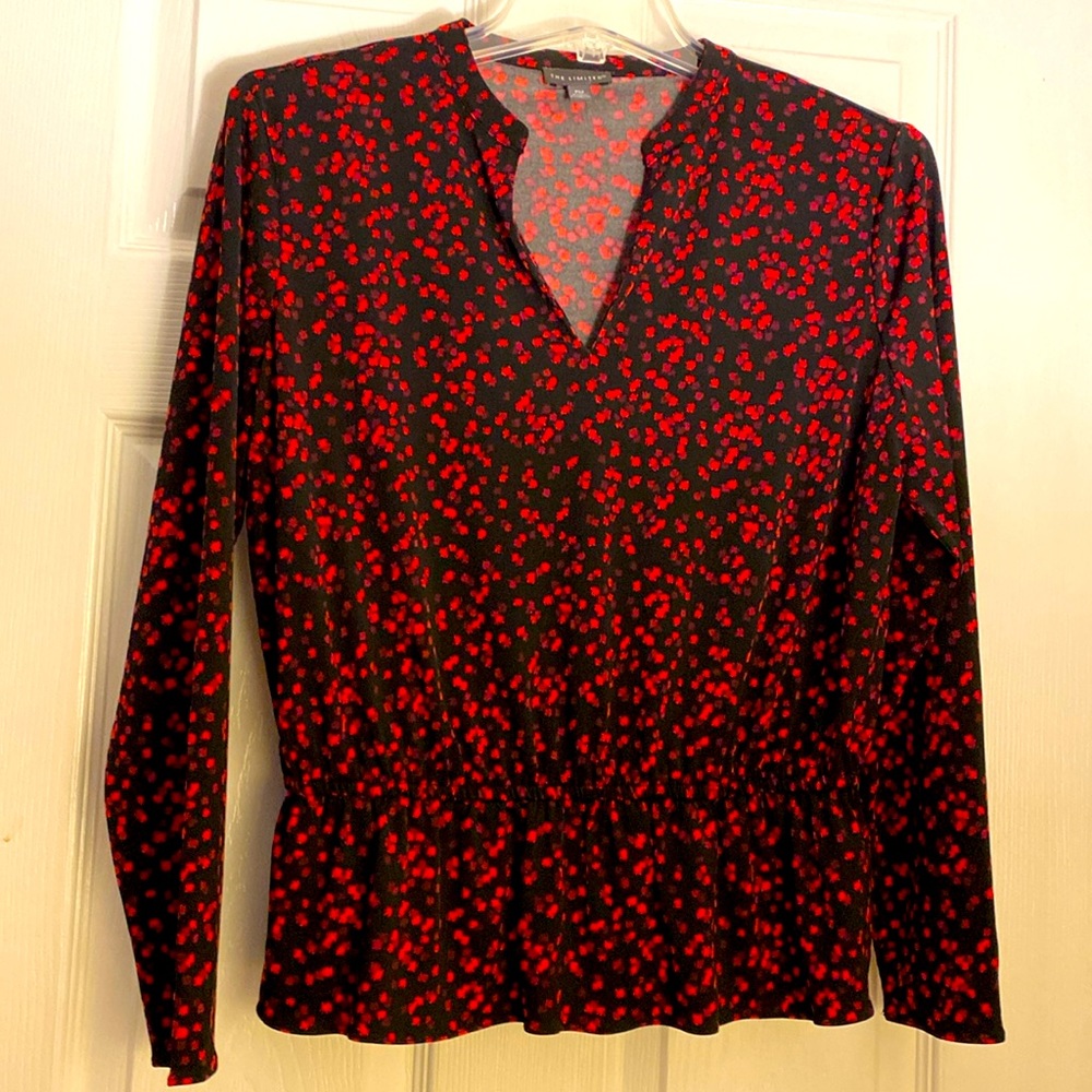 Long sleeved peplum v-neck blouse. Black and red. Petite Medium
